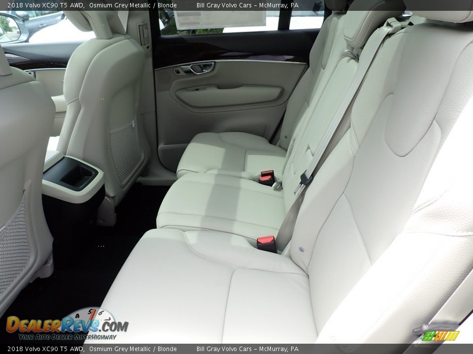 Rear Seat of 2018 Volvo XC90 T5 AWD Photo #12