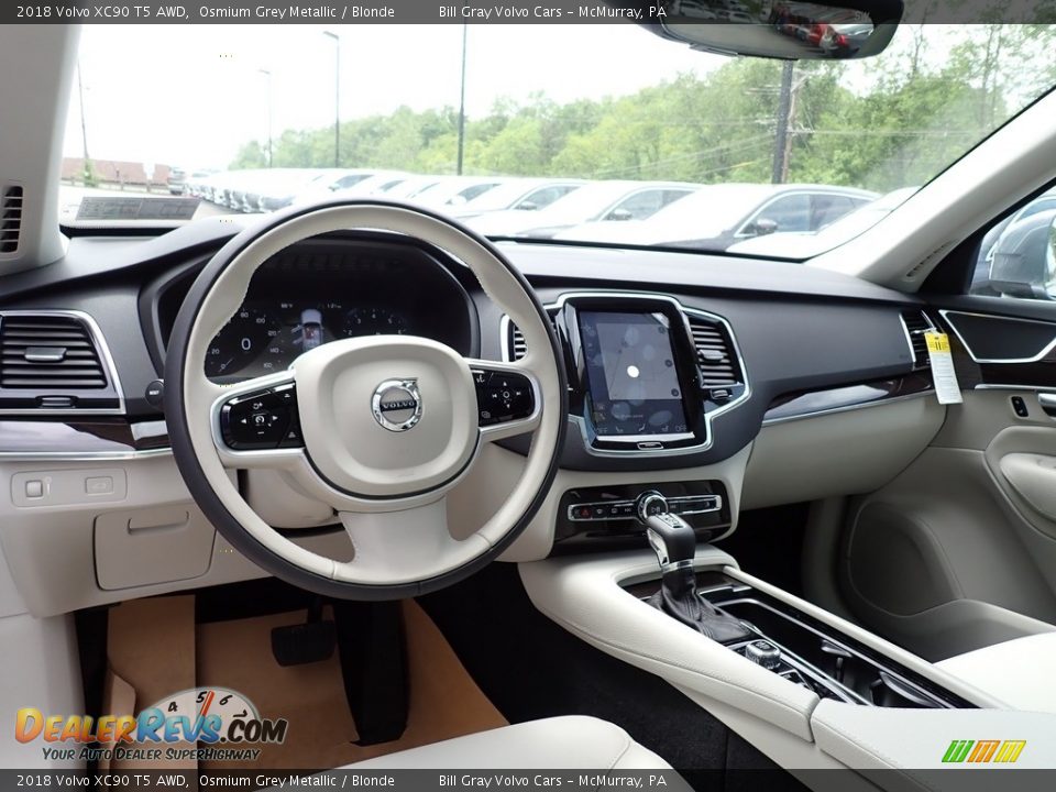 Front Seat of 2018 Volvo XC90 T5 AWD Photo #13