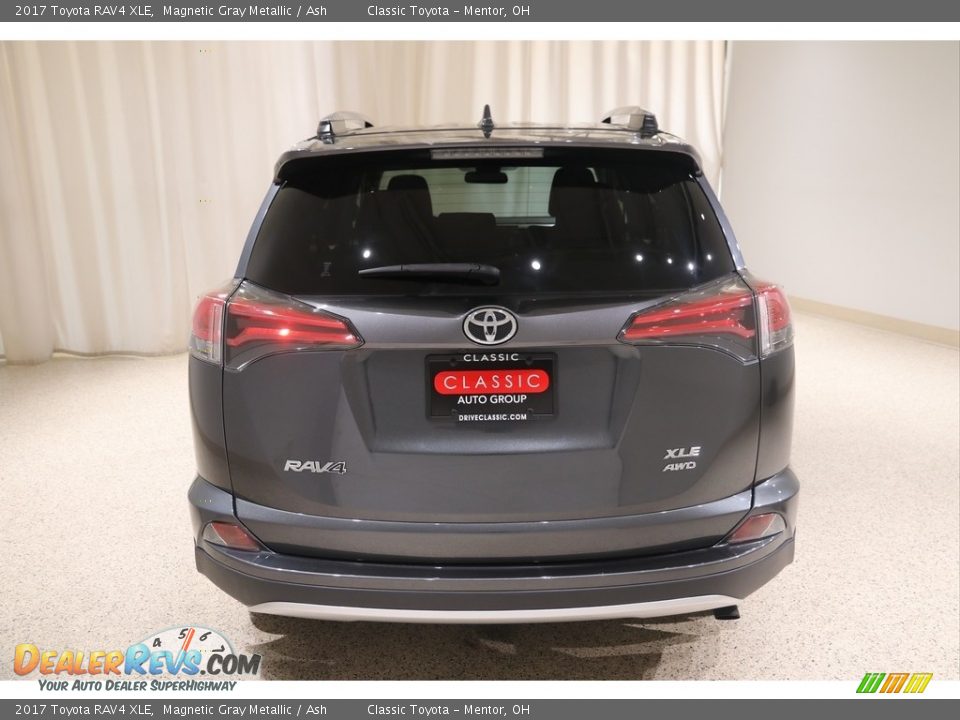 2017 Toyota RAV4 XLE Magnetic Gray Metallic / Ash Photo #4