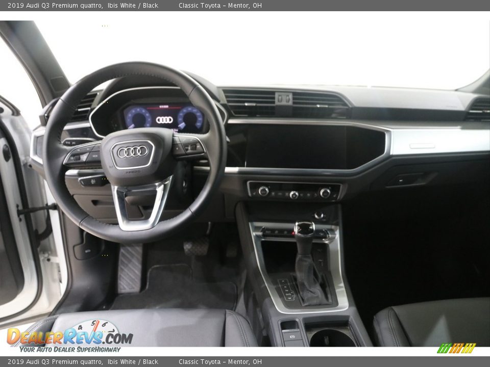 Dashboard of 2019 Audi Q3 Premium quattro Photo #7