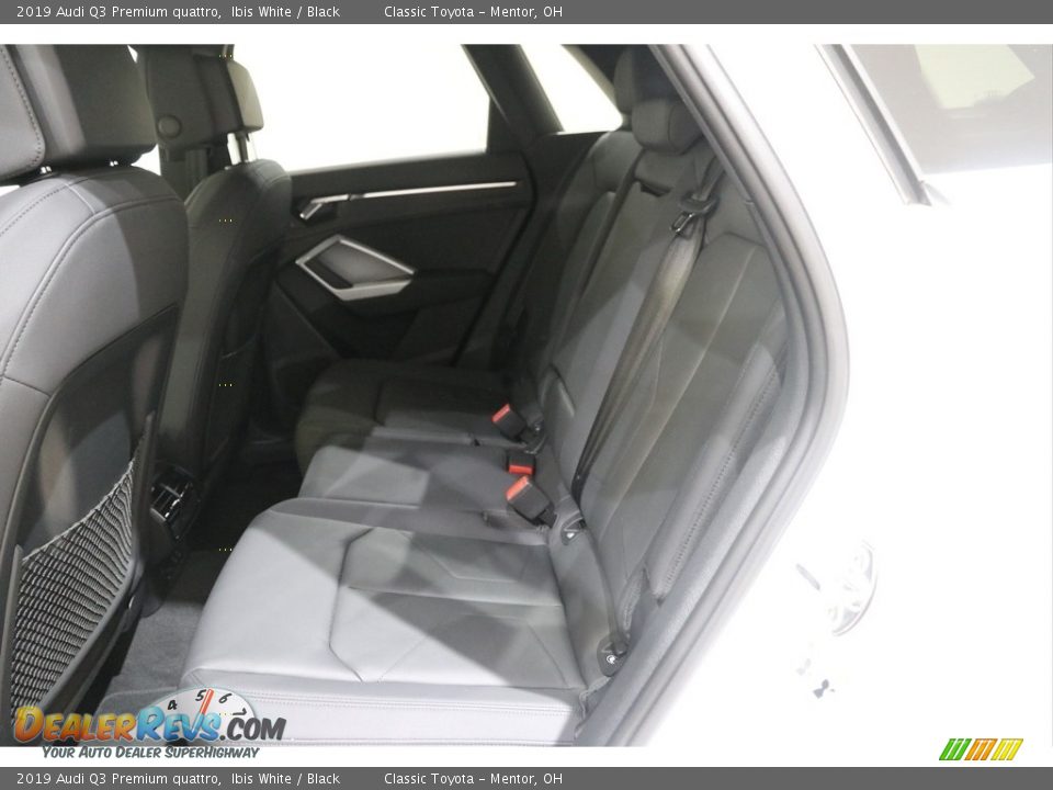2019 Audi Q3 Premium quattro Ibis White / Black Photo #16