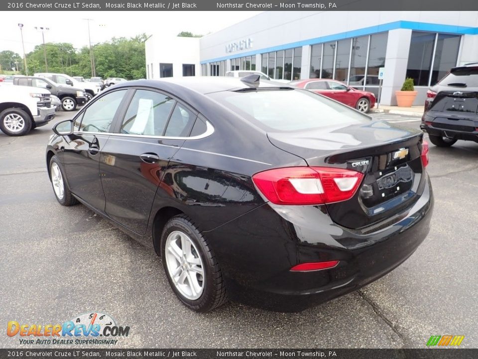 2016 Chevrolet Cruze LT Sedan Mosaic Black Metallic / Jet Black Photo #4