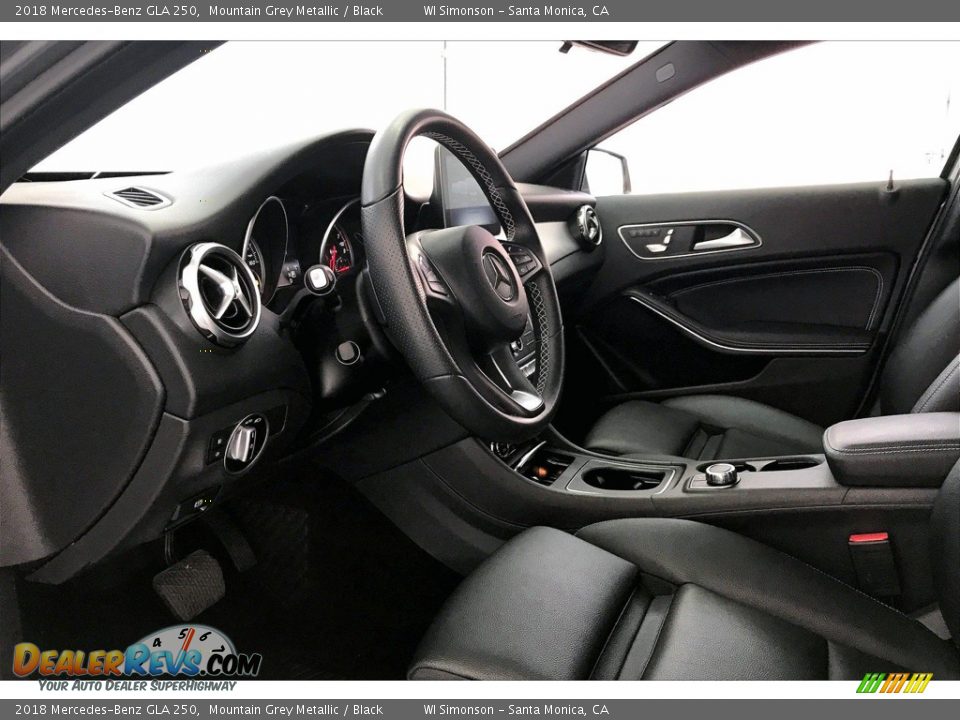 2018 Mercedes-Benz GLA 250 Mountain Grey Metallic / Black Photo #22
