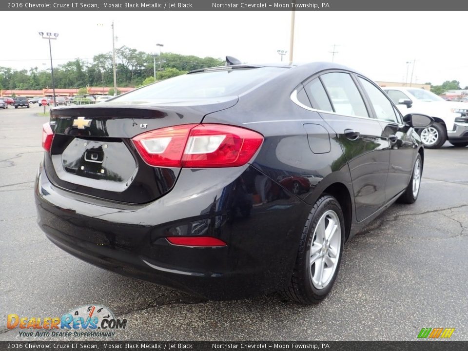 2016 Chevrolet Cruze LT Sedan Mosaic Black Metallic / Jet Black Photo #8