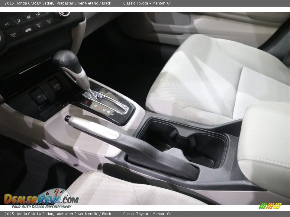 2015 Honda Civic LX Sedan Alabaster Silver Metallic / Black Photo #14