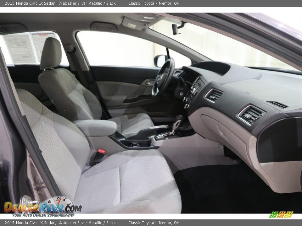 2015 Honda Civic LX Sedan Alabaster Silver Metallic / Black Photo #15