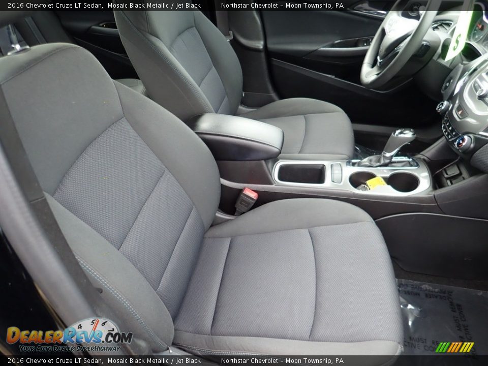 2016 Chevrolet Cruze LT Sedan Mosaic Black Metallic / Jet Black Photo #15