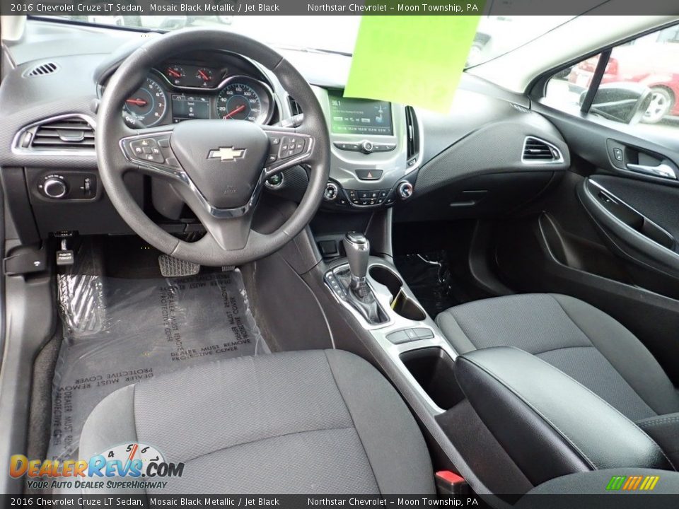 2016 Chevrolet Cruze LT Sedan Mosaic Black Metallic / Jet Black Photo #22