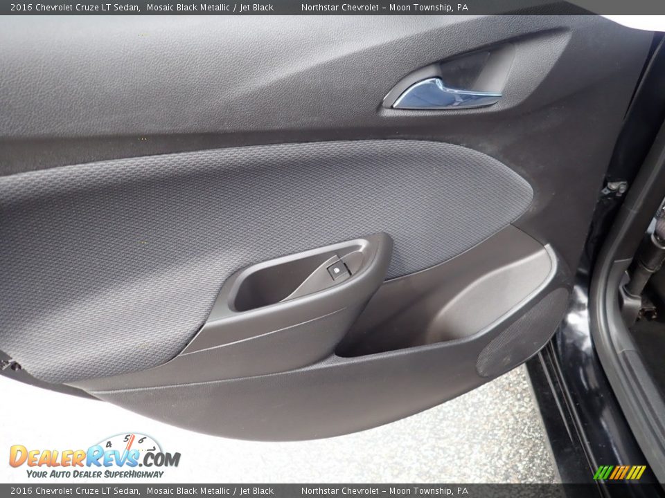 2016 Chevrolet Cruze LT Sedan Mosaic Black Metallic / Jet Black Photo #23