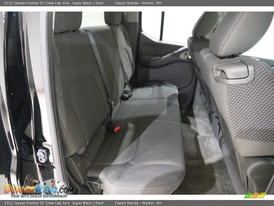 2012 Nissan Frontier SV Crew Cab 4x4 Super Black / Steel Photo #15