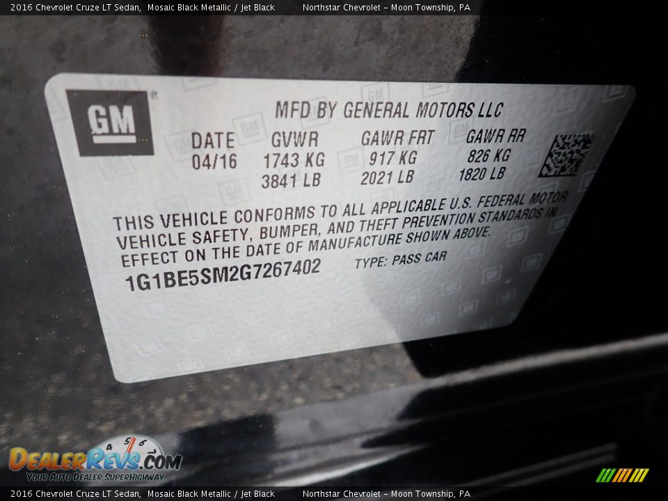 2016 Chevrolet Cruze LT Sedan Mosaic Black Metallic / Jet Black Photo #28