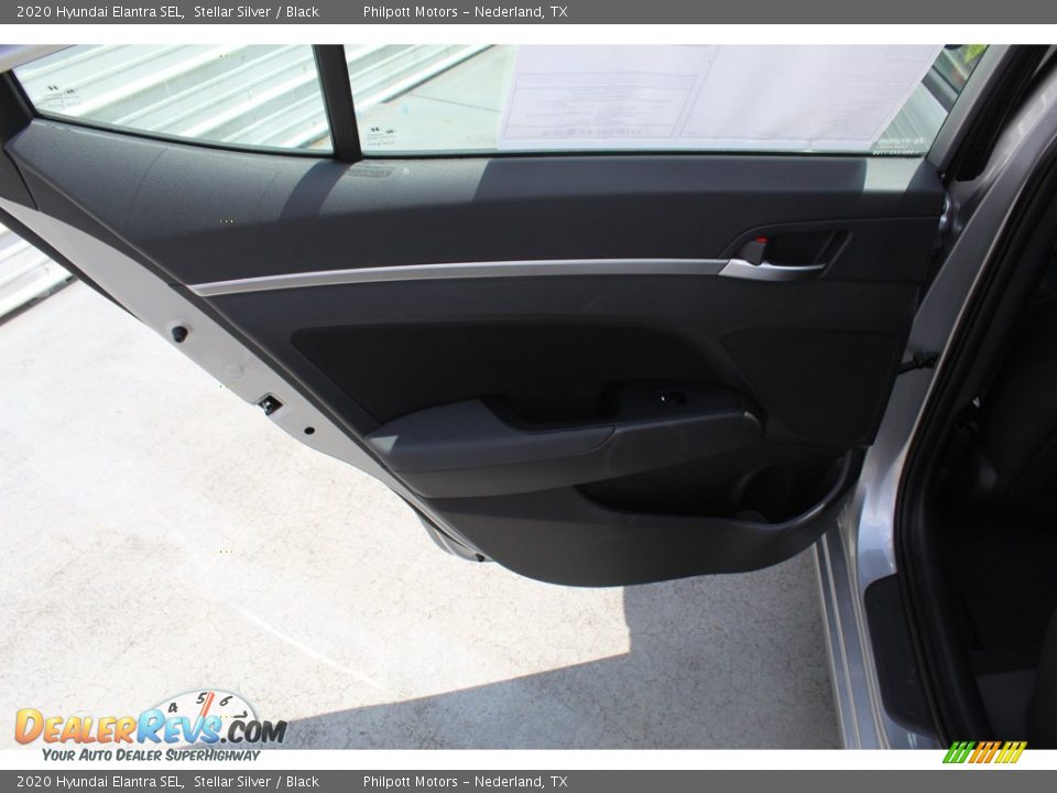 2020 Hyundai Elantra SEL Stellar Silver / Black Photo #18