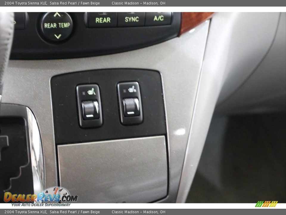 2004 Toyota Sienna XLE Salsa Red Pearl / Fawn Beige Photo #12