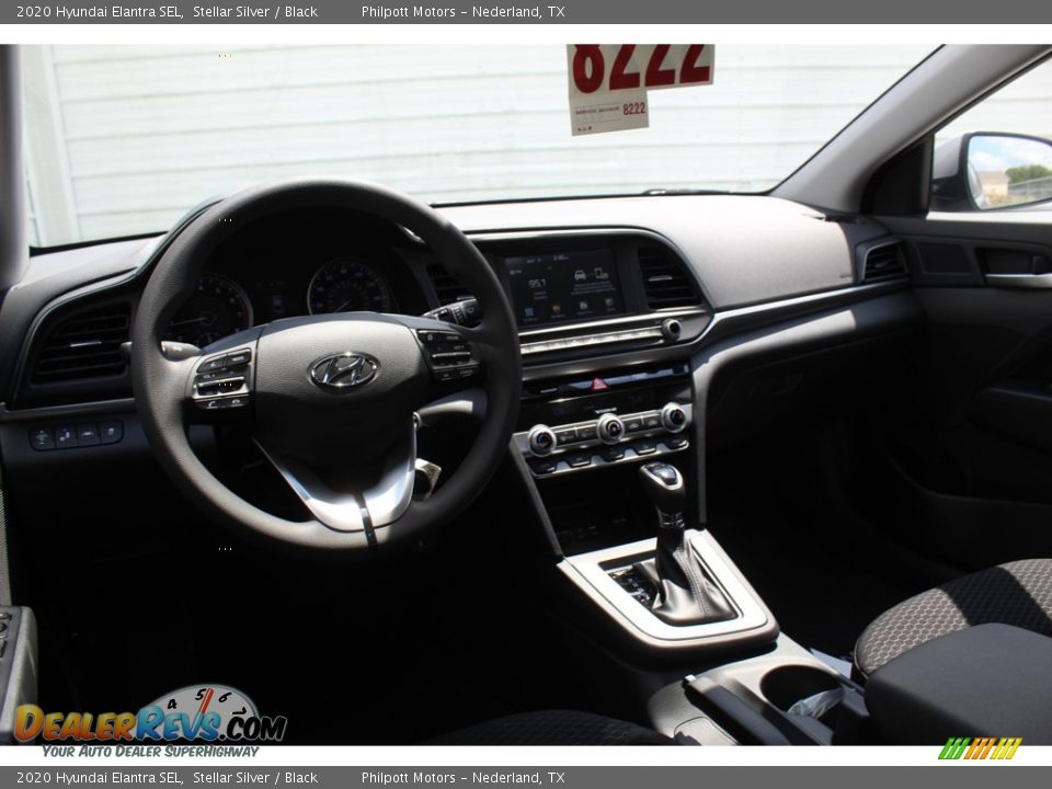 2020 Hyundai Elantra SEL Stellar Silver / Black Photo #20