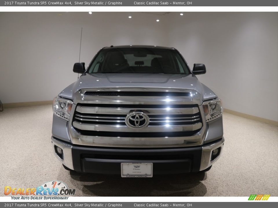 2017 Toyota Tundra SR5 CrewMax 4x4 Silver Sky Metallic / Graphite Photo #2