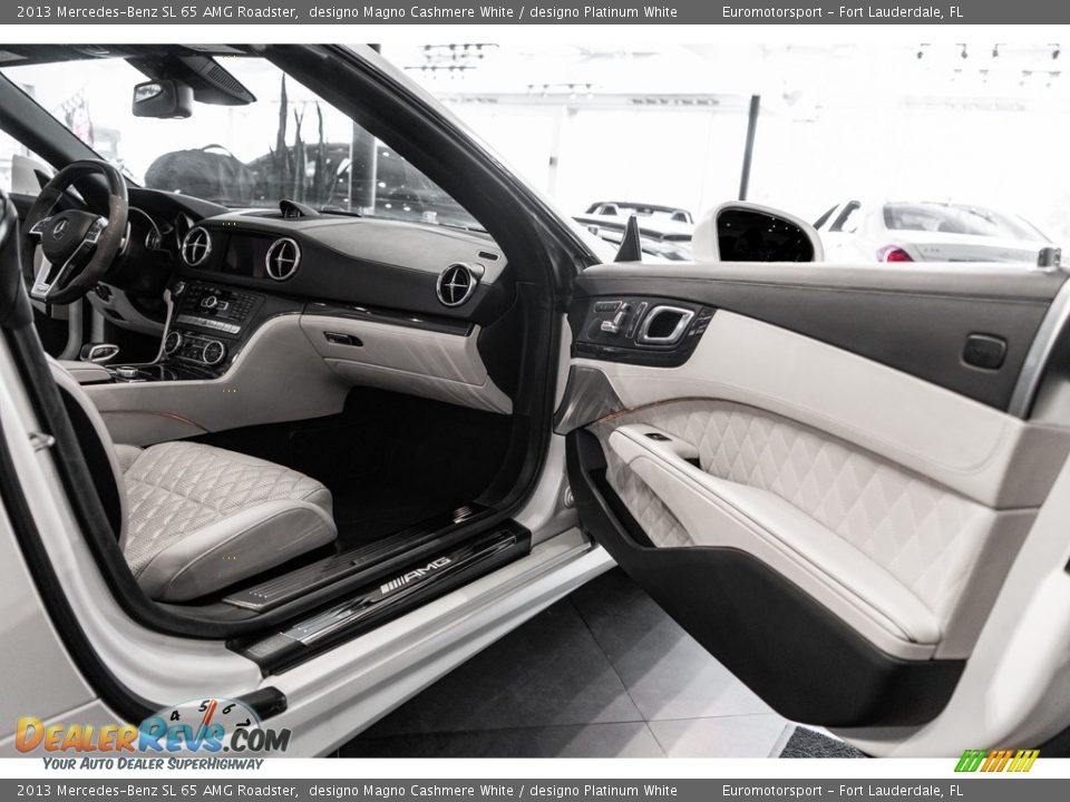 2013 Mercedes-Benz SL 65 AMG Roadster designo Magno Cashmere White / designo Platinum White Photo #23