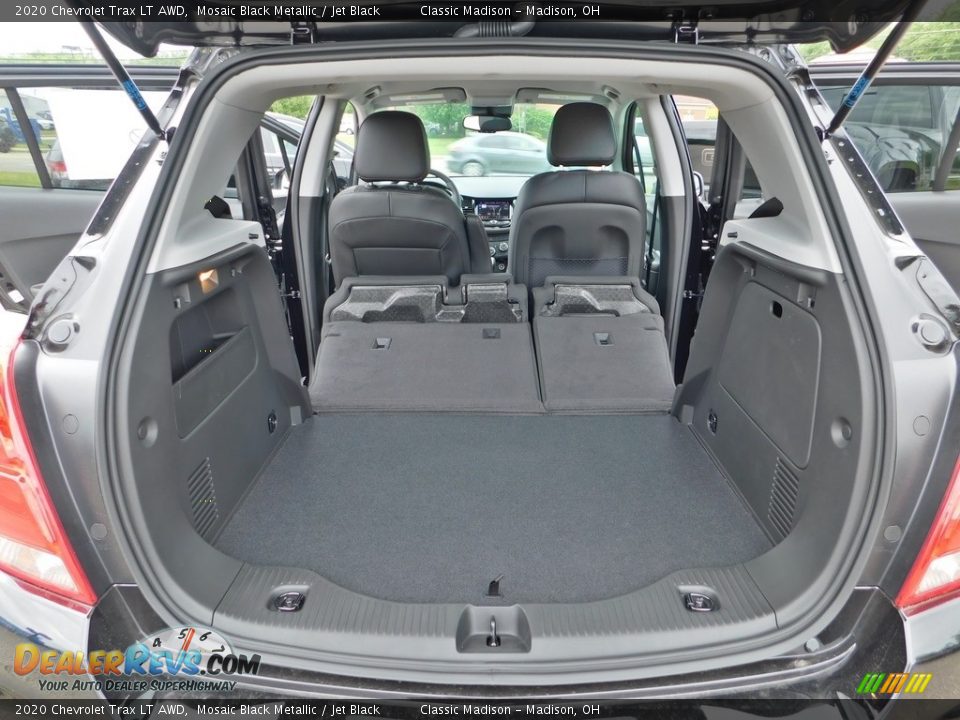 2020 Chevrolet Trax LT AWD Mosaic Black Metallic / Jet Black Photo #25