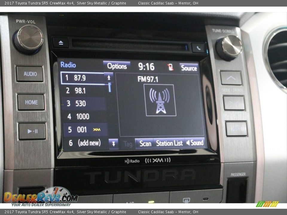 2017 Toyota Tundra SR5 CrewMax 4x4 Silver Sky Metallic / Graphite Photo #11