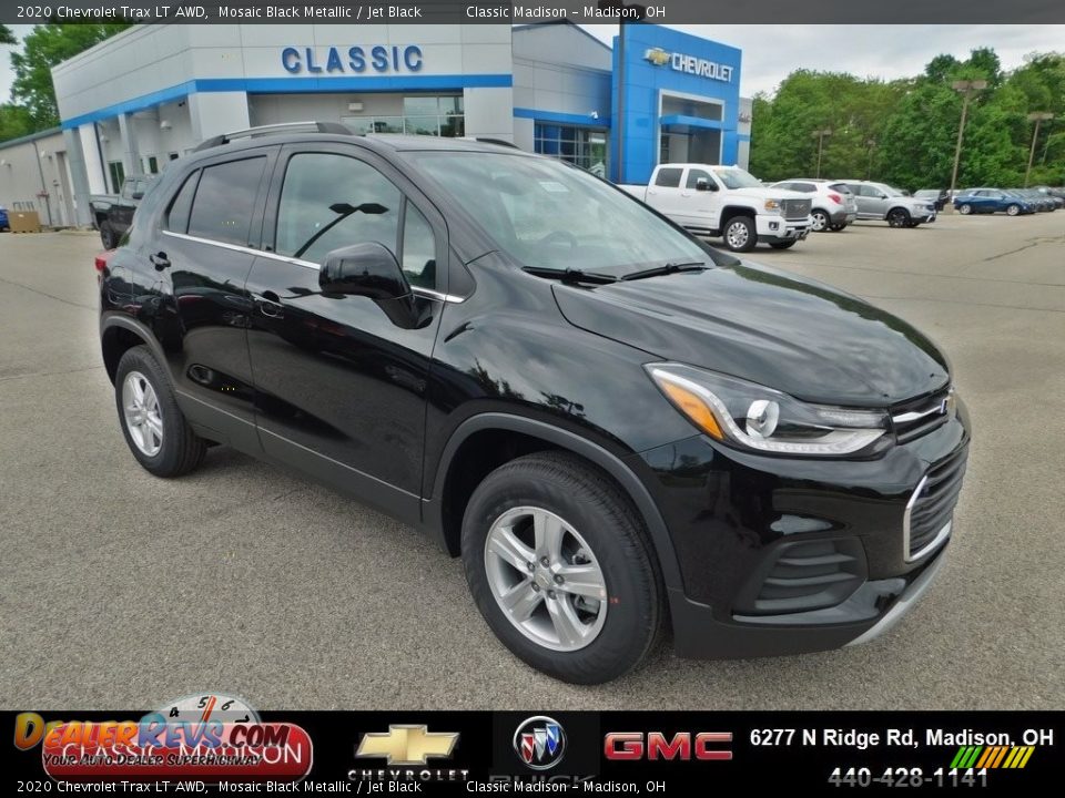 2020 Chevrolet Trax LT AWD Mosaic Black Metallic / Jet Black Photo #1