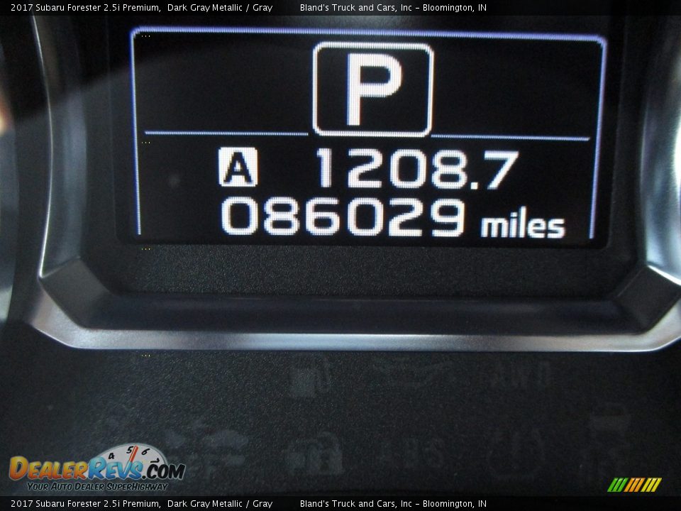 2017 Subaru Forester 2.5i Premium Dark Gray Metallic / Gray Photo #15