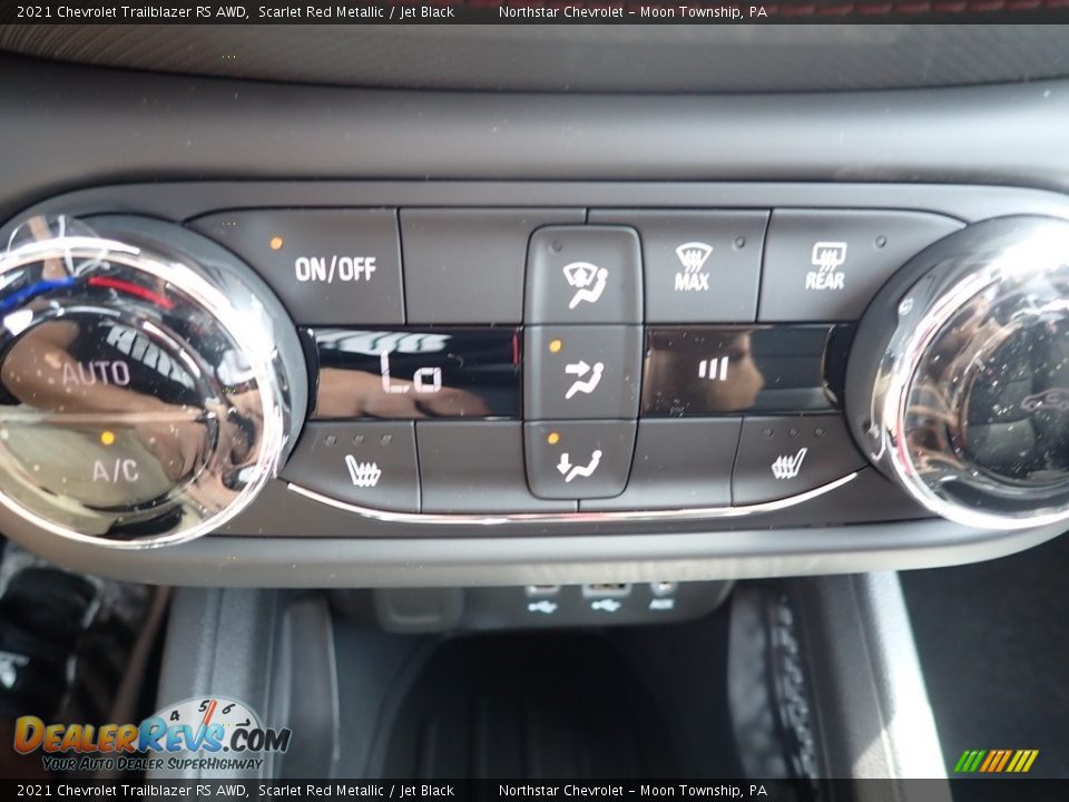 Controls of 2021 Chevrolet Trailblazer RS AWD Photo #19