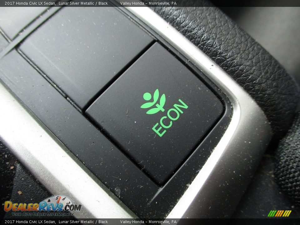 2017 Honda Civic LX Sedan Lunar Silver Metallic / Black Photo #16