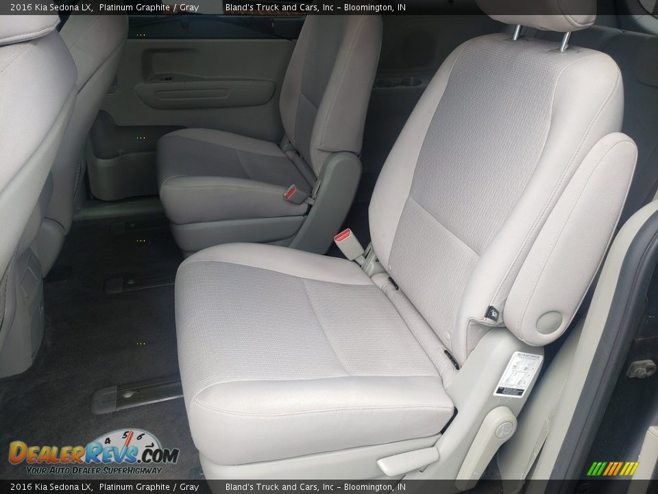 2016 Kia Sedona LX Platinum Graphite / Gray Photo #26