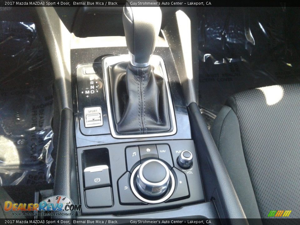 2017 Mazda MAZDA3 Sport 4 Door Shifter Photo #15