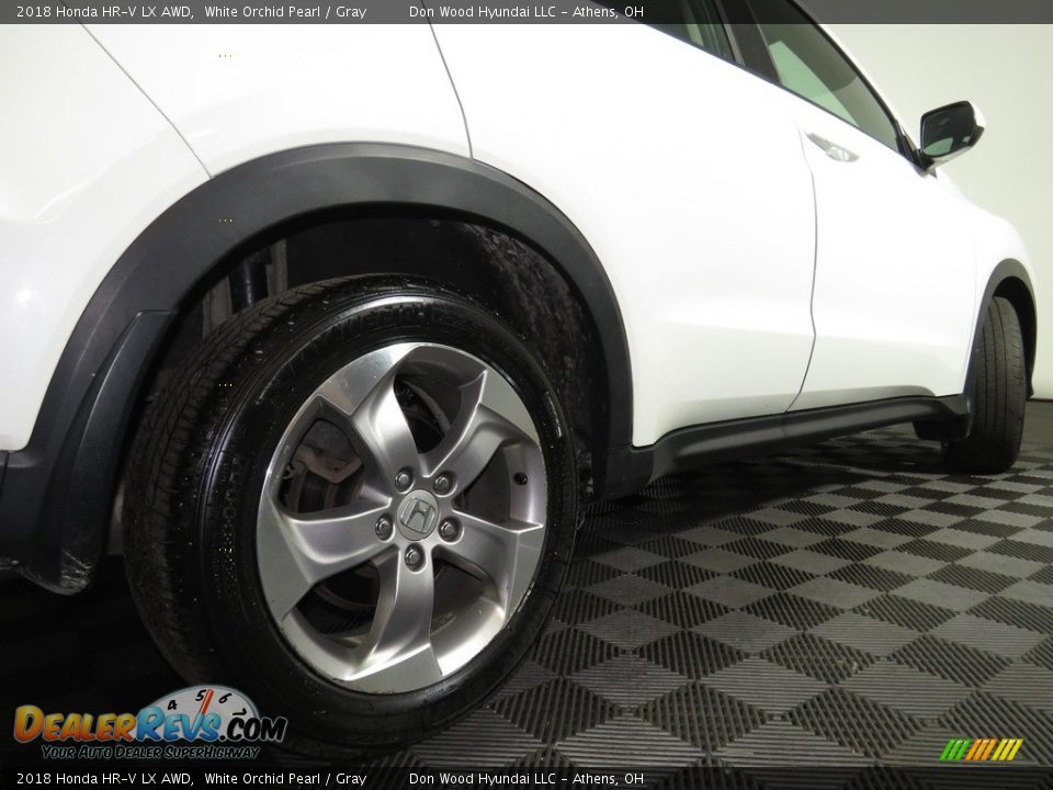 2018 Honda HR-V LX AWD White Orchid Pearl / Gray Photo #16