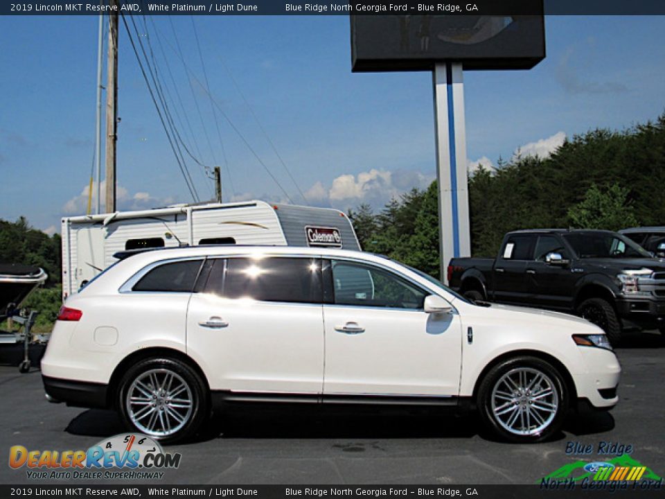 2019 Lincoln MKT Reserve AWD White Platinum / Light Dune Photo #6
