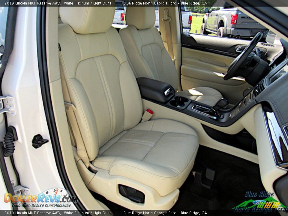 2019 Lincoln MKT Reserve AWD White Platinum / Light Dune Photo #11