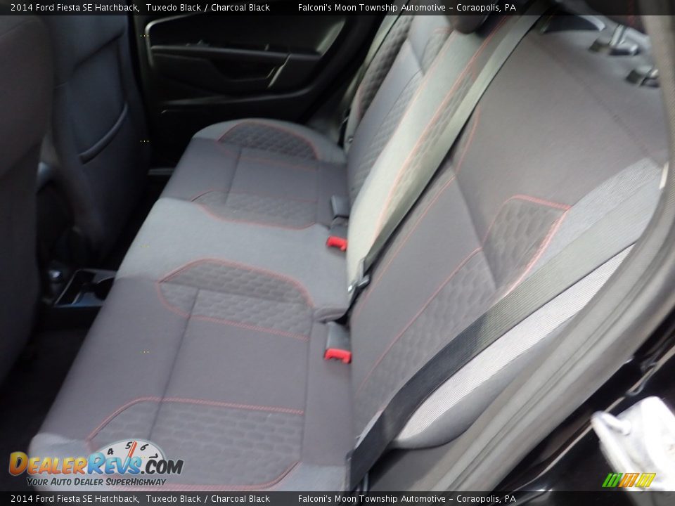 2014 Ford Fiesta SE Hatchback Tuxedo Black / Charcoal Black Photo #16