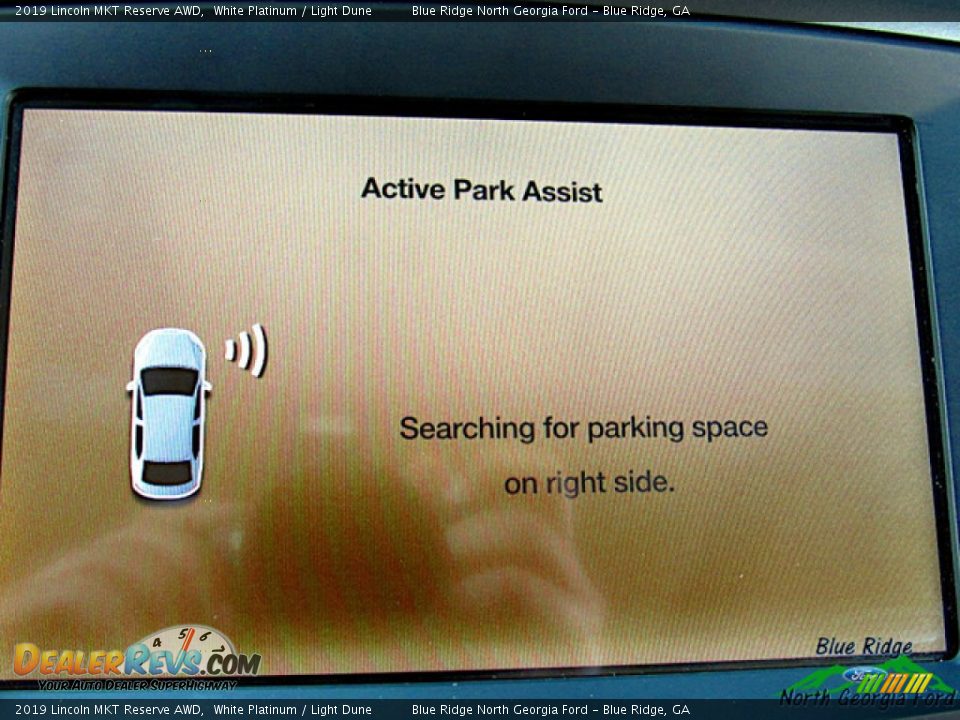 2019 Lincoln MKT Reserve AWD White Platinum / Light Dune Photo #25