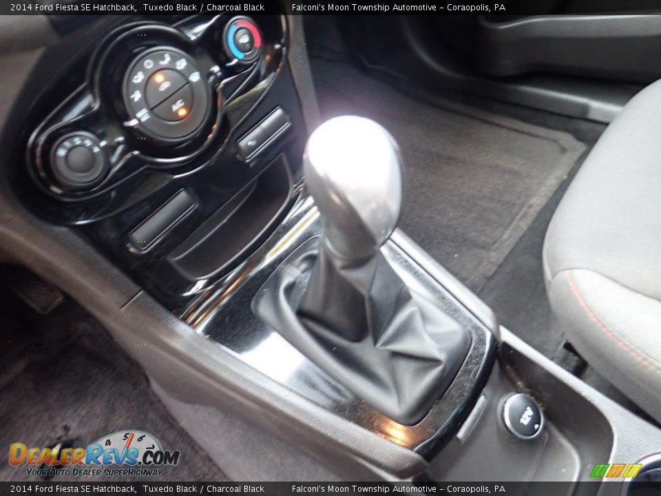 2014 Ford Fiesta SE Hatchback Tuxedo Black / Charcoal Black Photo #20