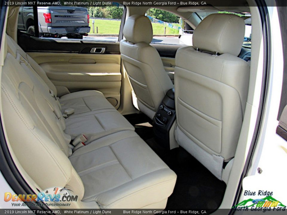 2019 Lincoln MKT Reserve AWD White Platinum / Light Dune Photo #34
