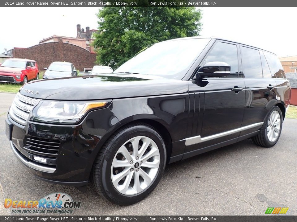 Front 3/4 View of 2014 Land Rover Range Rover HSE Photo #7