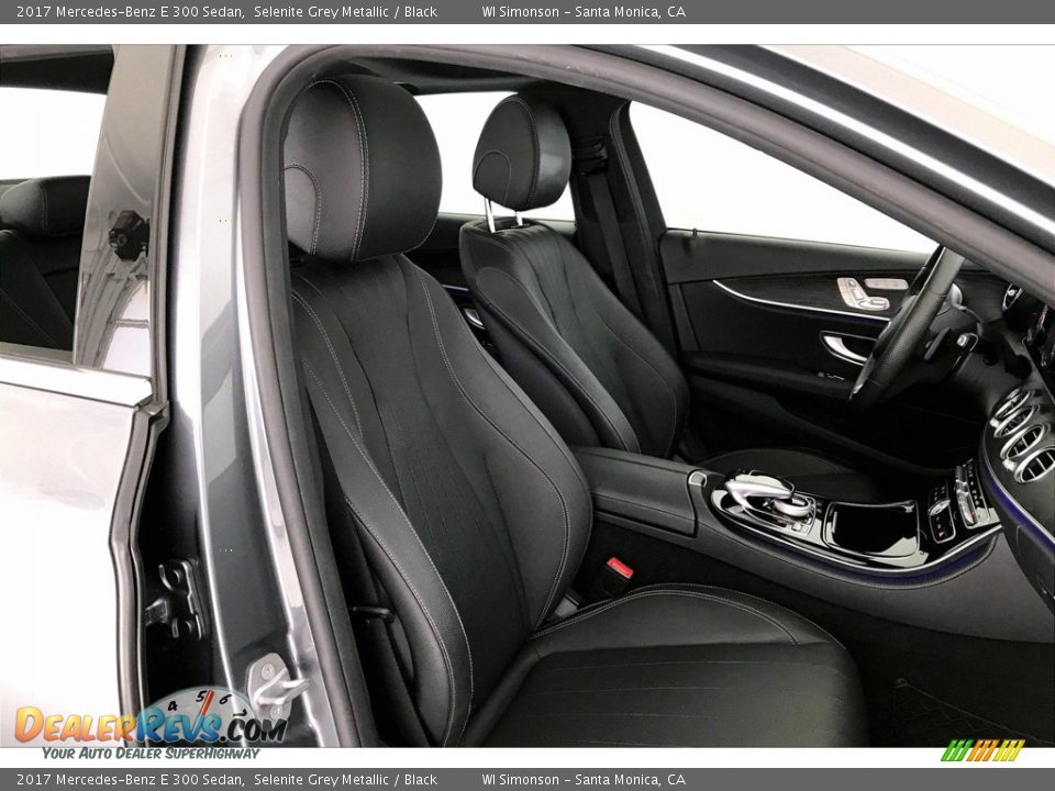 2017 Mercedes-Benz E 300 Sedan Selenite Grey Metallic / Black Photo #6