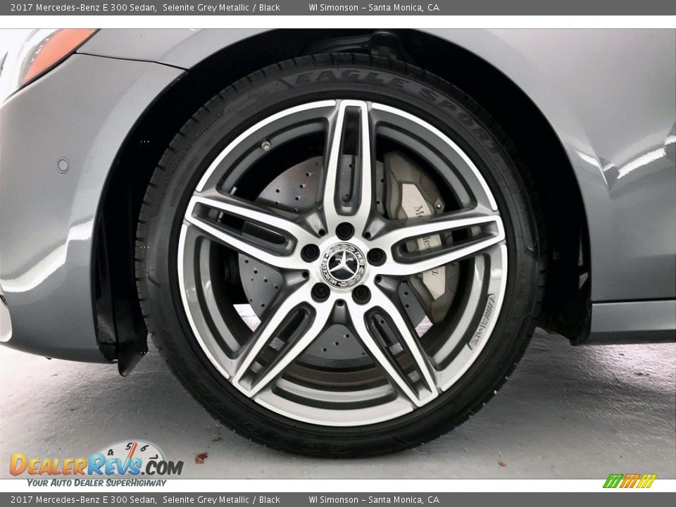 2017 Mercedes-Benz E 300 Sedan Selenite Grey Metallic / Black Photo #8