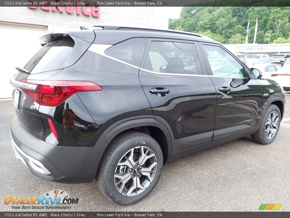 2021 Kia Seltos EX AWD Black Cherry / Gray Photo #2