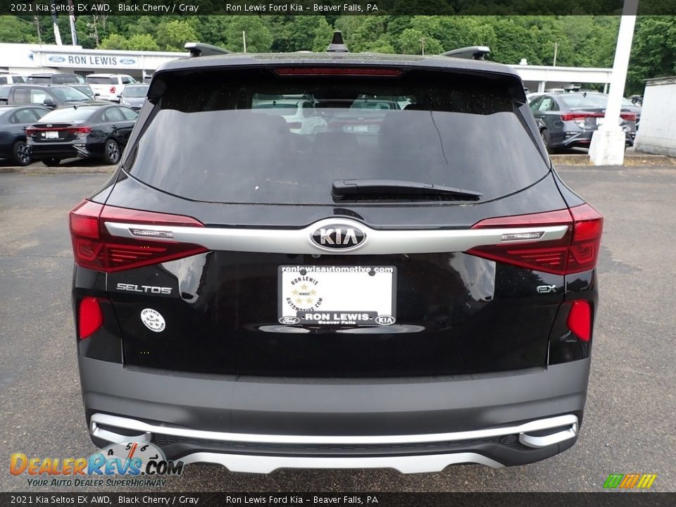 2021 Kia Seltos EX AWD Black Cherry / Gray Photo #3