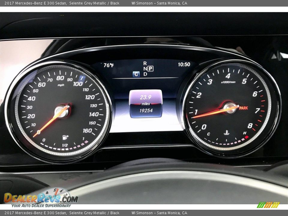 2017 Mercedes-Benz E 300 Sedan Selenite Grey Metallic / Black Photo #20