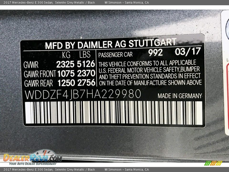 2017 Mercedes-Benz E 300 Sedan Selenite Grey Metallic / Black Photo #24