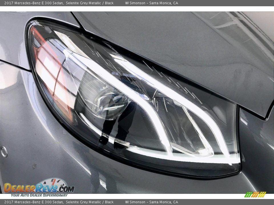 2017 Mercedes-Benz E 300 Sedan Selenite Grey Metallic / Black Photo #32