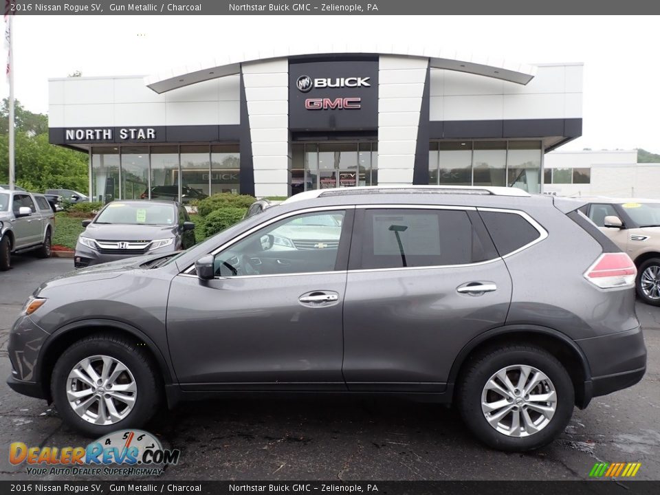 2016 Nissan Rogue SV Gun Metallic / Charcoal Photo #13