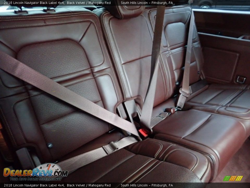 Rear Seat of 2018 Lincoln Navigator Black Label 4x4 Photo #15