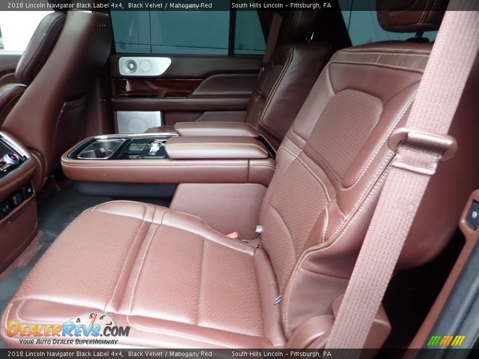 Rear Seat of 2018 Lincoln Navigator Black Label 4x4 Photo #17