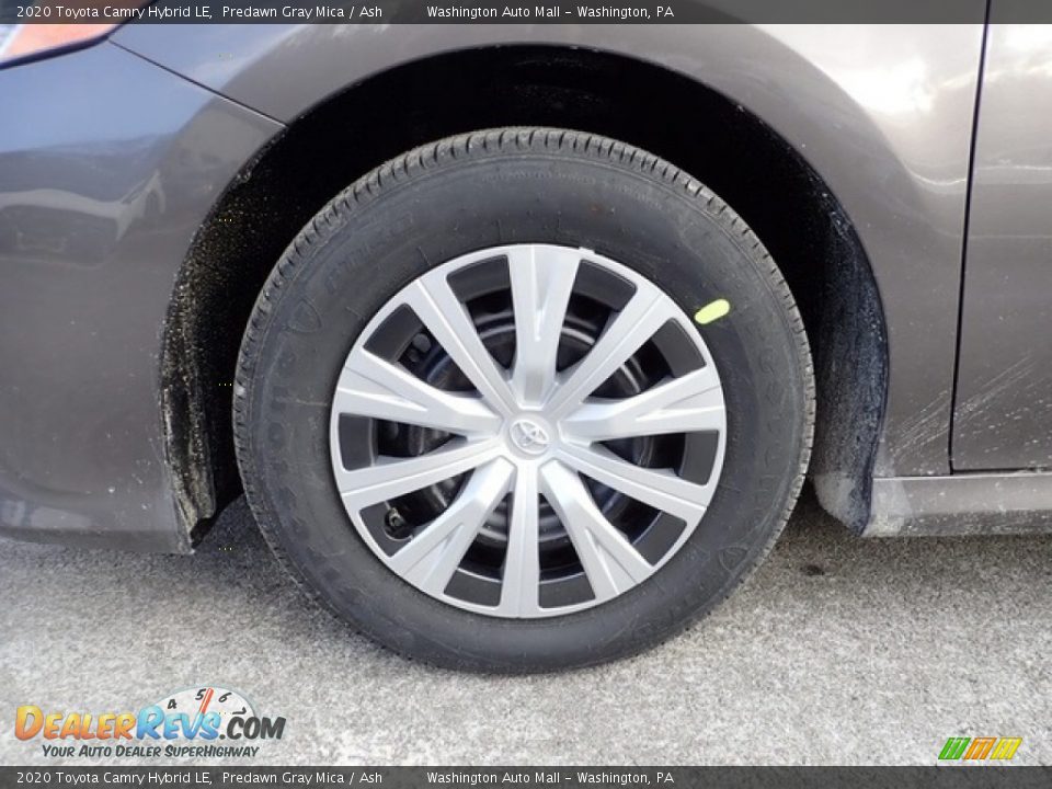 2020 Toyota Camry Hybrid LE Predawn Gray Mica / Ash Photo #7
