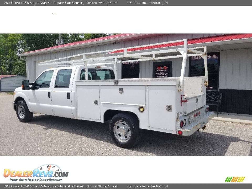 2013 Ford F350 Super Duty XL Regular Cab Chassis Oxford White / Steel Photo #3