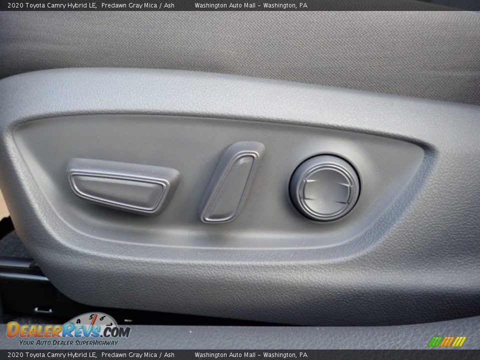 2020 Toyota Camry Hybrid LE Predawn Gray Mica / Ash Photo #11