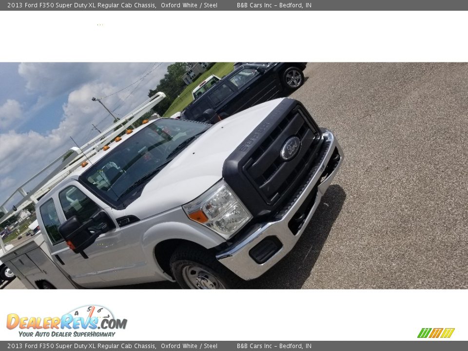 2013 Ford F350 Super Duty XL Regular Cab Chassis Oxford White / Steel Photo #8